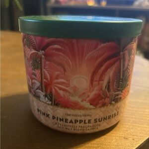 Bath & Body Works Pink Pineapple Sunrise Candle